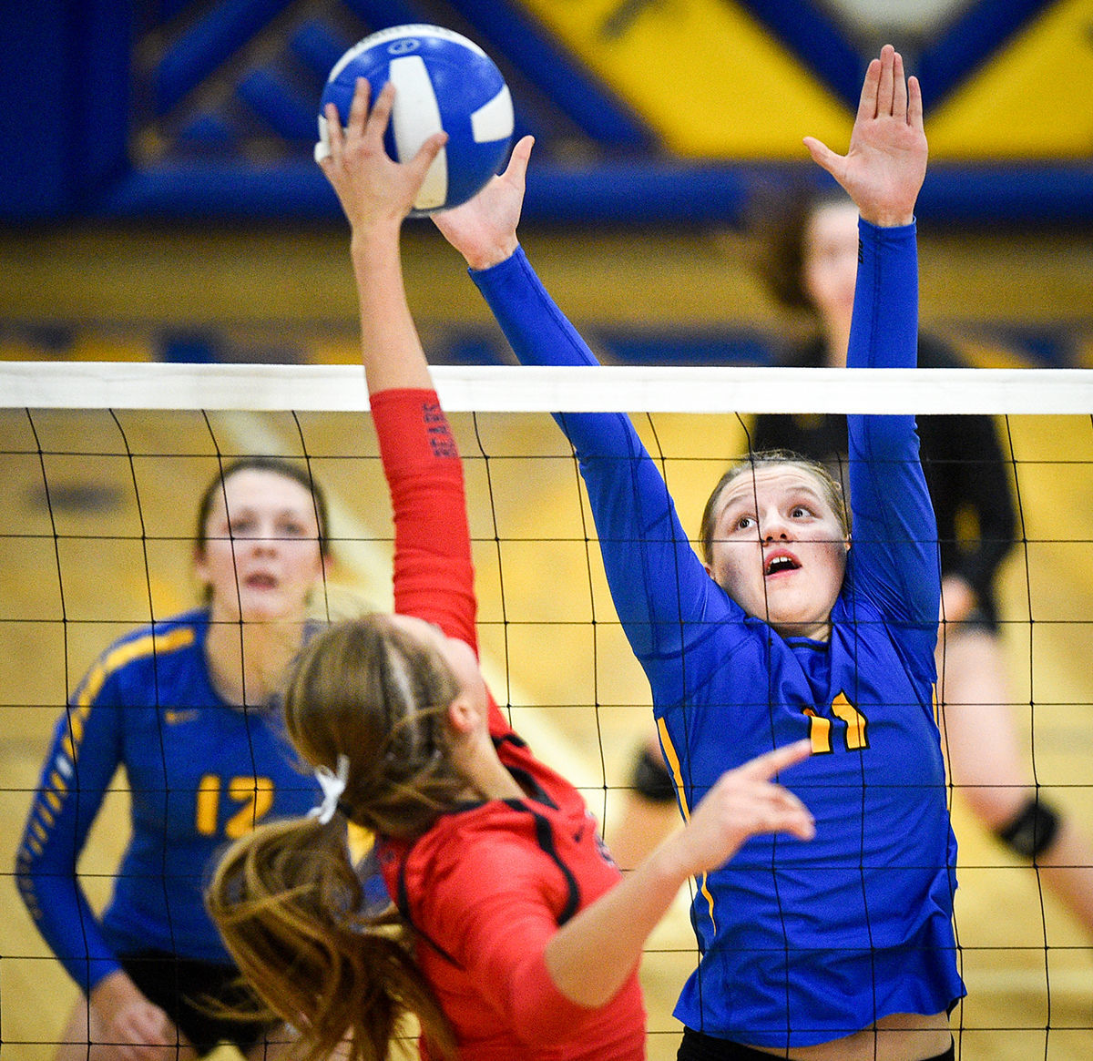 110519-qct-spt-wilton-vball-011a.JPG